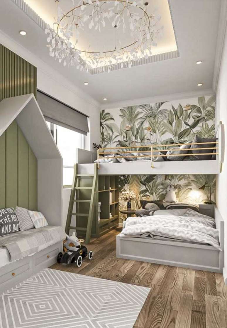 32. Quarto com beliche de madeira e papel de parede em tons de verde &ndash; Foto Behance