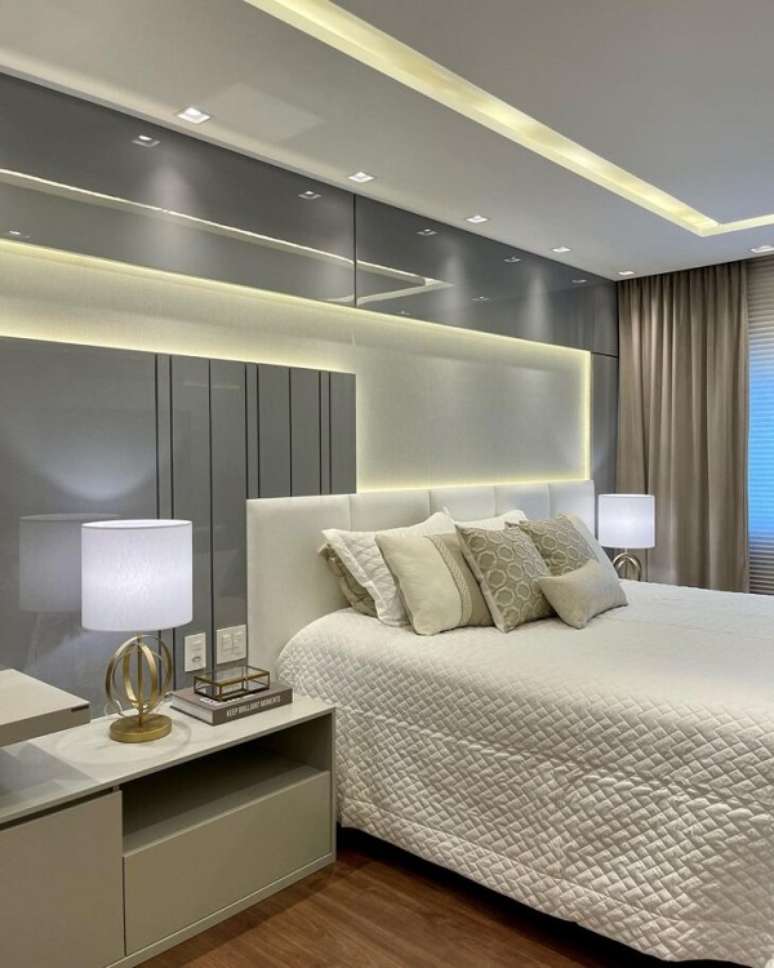 22. Ilumina&ccedil;&atilde;o de led para quarto moderno &ndash; Foto renata Mosena Arquitetura