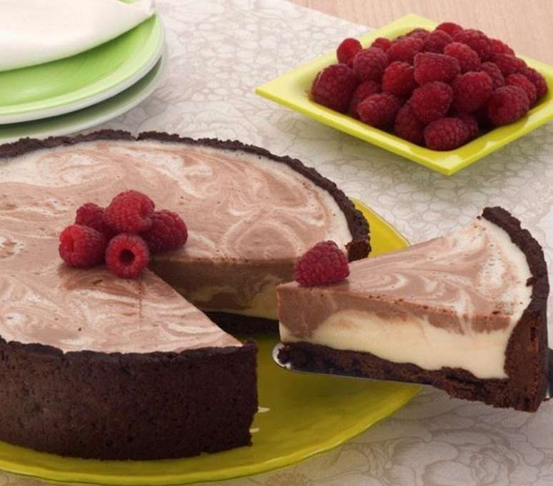 Cheesecake mesclado (Reprodu&ccedil;&atilde;o / Guia da Cozinha)