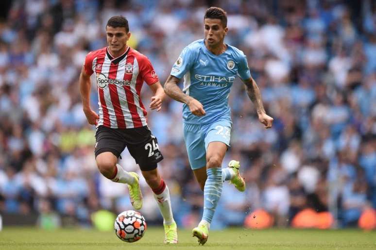 Manchester City tem sido dominante nos últimos anos na Inglaterra (Foto: OLI SCARFF / AFP)