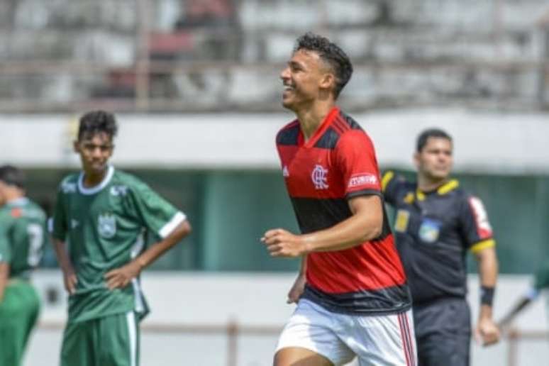 Victor Hugo é uma das principais joias do Flamengo (Foto: Marcelo Cortes/Flamengo)