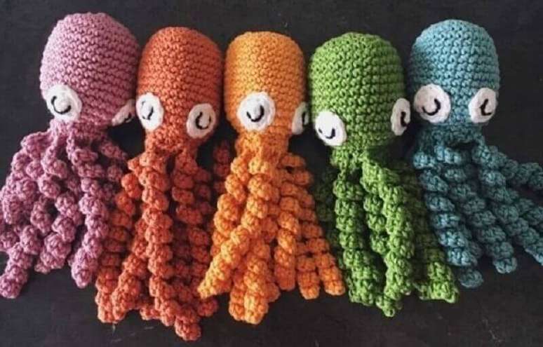 38. Polvos coloridos de amigurumi para decora&ccedil;&atilde;o &ndash; Foto: Westwing