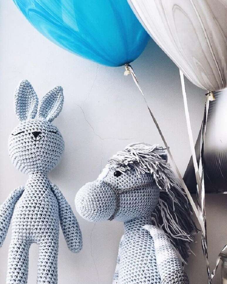 19. Decora&ccedil;&atilde;o de festa com enfeite de amigurumi &ndash; Foto: Baby Boutique