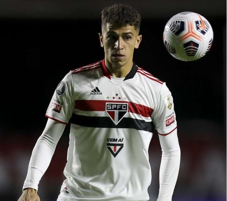 São Paulo e Vitor Bueno chegaram a um acordo pela rescisão de contrato (Foto:  Staff Images / Conmebol)