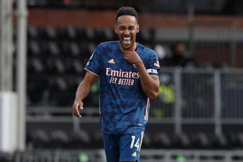 Aubameyang não tem interesse em jogar no mundo árabe (Foto: PAUL CHILDS / POOL / AFP)