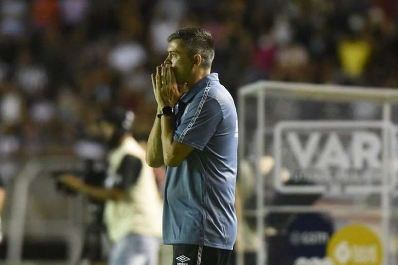 Leandro Silva comandou o Santos na partida contra a Internacional-SP (Foto: Ivan Storti/Santos FC)