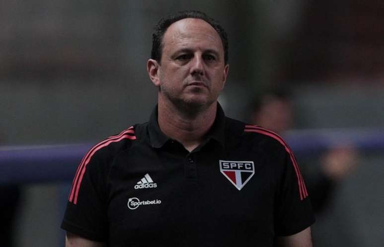 Rogério Ceni tem ideias de time titular para esta temporada (Foto: Rubens Chiri/saopaulofc.net)