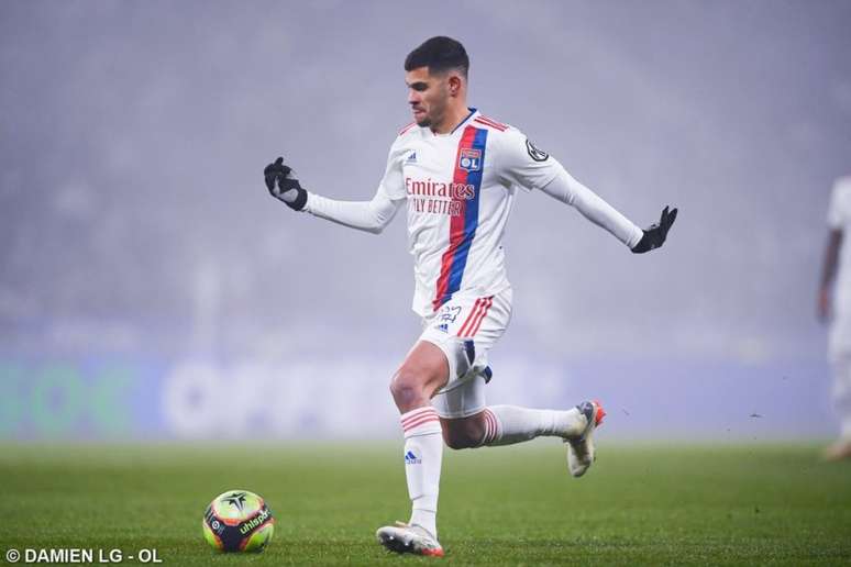 Lyon aceita proposta do Newcastle por Bruno Guimarães por 40 milhões de  euros, futebol internacional