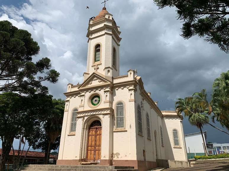 A Igreja S&atilde;o Benedito (imagem atual), em Esp&iacute;rito Santo do Pinhal, sofreu abalos em sua estrutura depois do terremoto