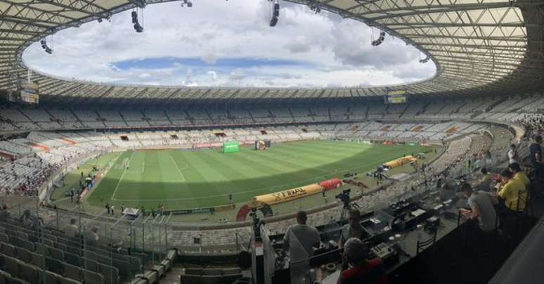 O jogo da Seleção Brasileira com o Paraguai terá exigências de testes negativos e vacinas contra a Covid-19-(Foto: Luiza Sá/LANCE!)