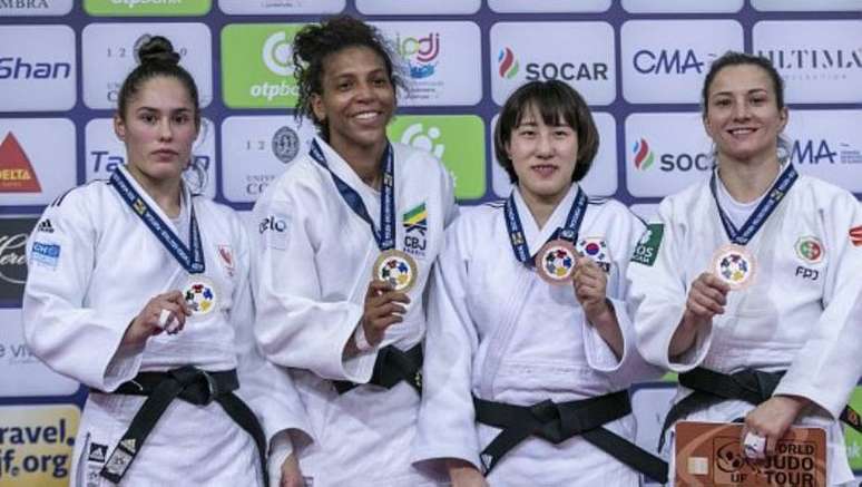 Rafaela Silva conquista o ouro no Grand Prix de Portugal com ippon em holandesa.