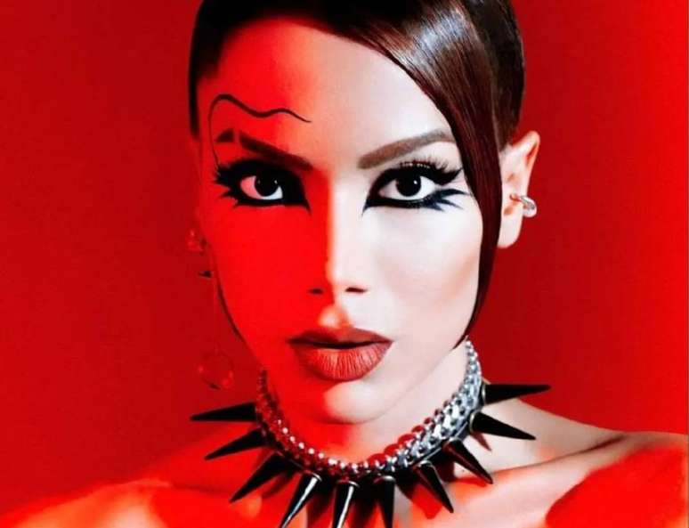 Anitta lançou 'Boys Don’t Cry', sua nova aposta internacional   