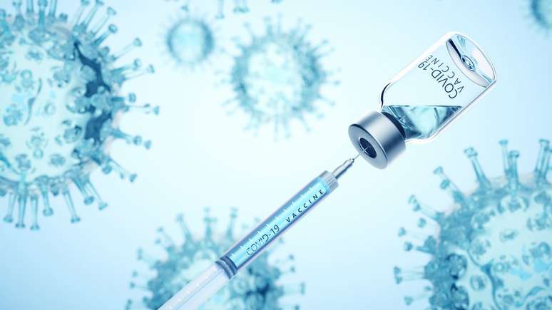 Estudo incluiu vacinas da AstraZeneca, Pfizer, Moderna e outras que se encontravam em testes cl&iacute;nicos