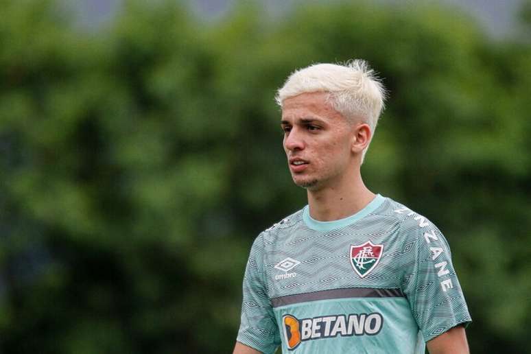 Gabriel Teixeira se destacou no Fluminense na última temporada (Foto: Lucas Merçon/Fluminense FC)