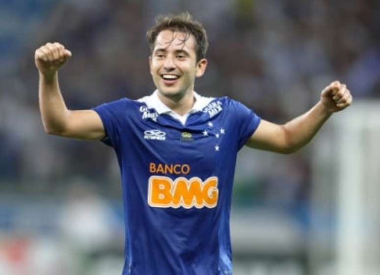 O meia teve passagem de sucesso pela Raposa e relembrou os tempos de Cruzeiro-(Foto: Gil Leonardi/ LANCE!Press)