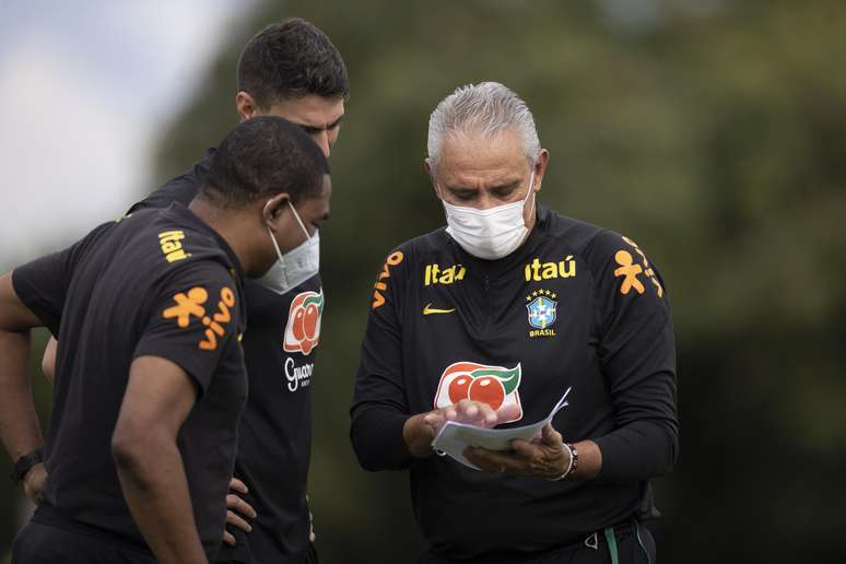 Tite já tem boa parte dos nomes dos 23 jogadores que vai levar para a Copa