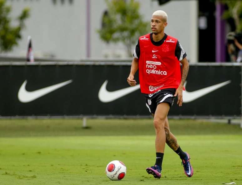 Cássio não poderá jogar clássico de Corinthians contra o Santos; entenda