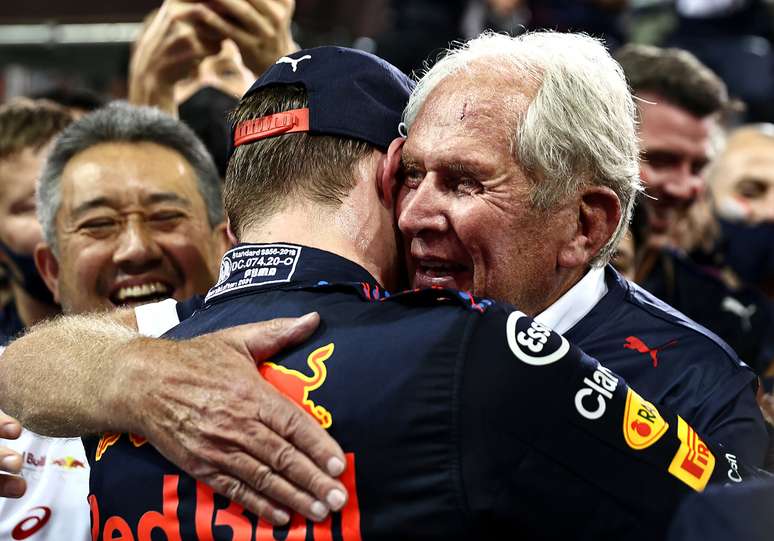 Helmut Marko celebrou demais a conquista de Max Verstappen em 2021 