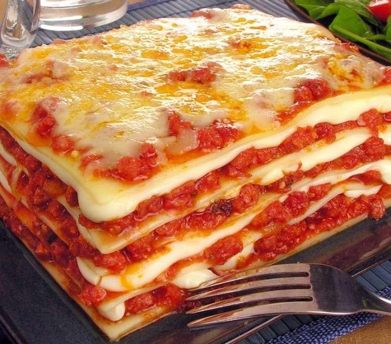 Lasanha de calabresa com tomate e Catupiry&reg;