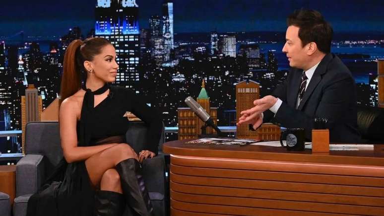 A apresenta&ccedil;&atilde;o do 'The Tonight Show' foi a primeira performance de Boys Don't Cry ap&oacute;s seu lan&ccedil;amento