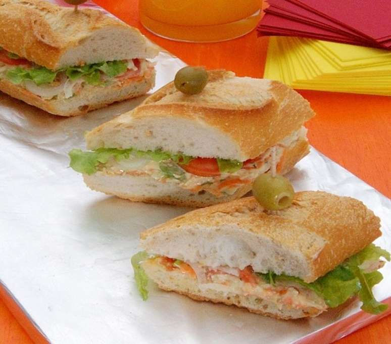 Sandu&iacute;che de metro de frango (Reprodu&ccedil;&atilde;o / Guia Cozinha)