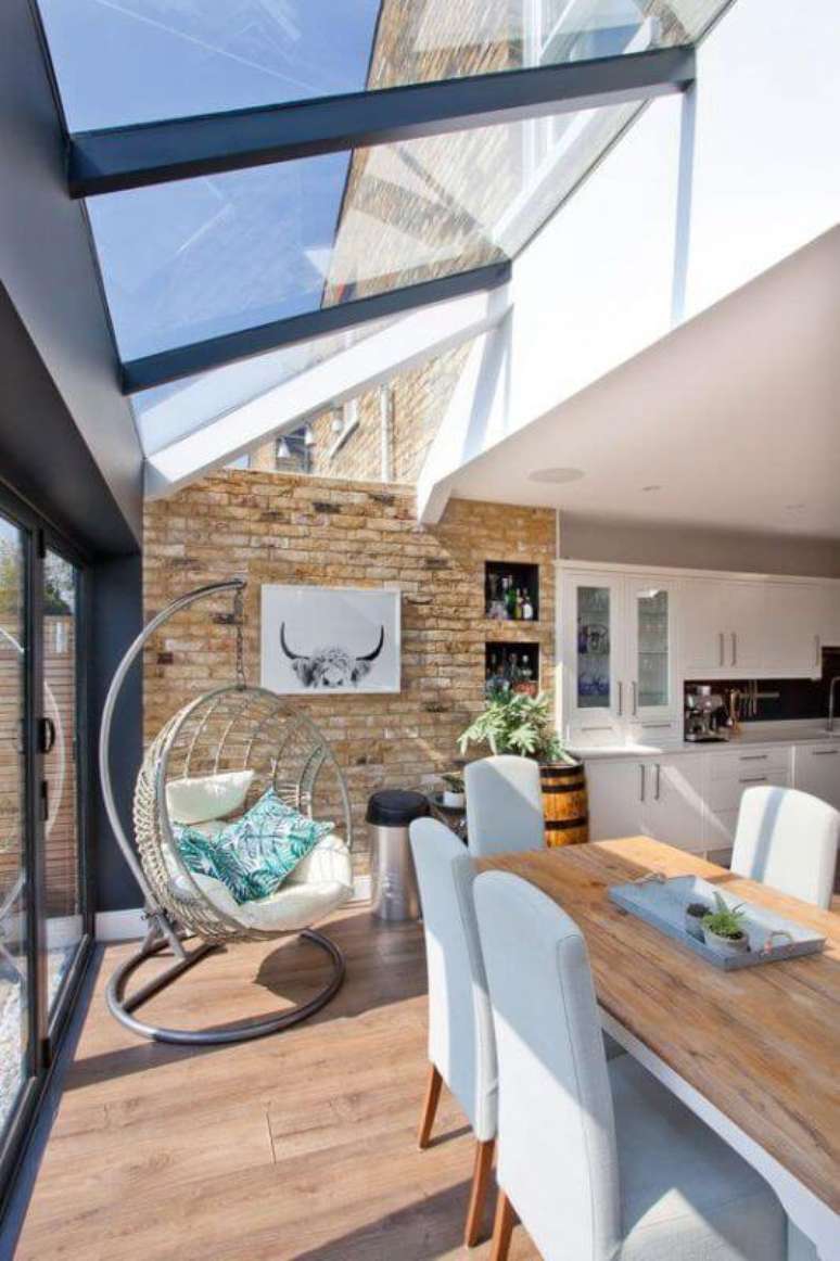 43. A claraboia ajuda na a economia de energia. Fonte: Astuces de Filles