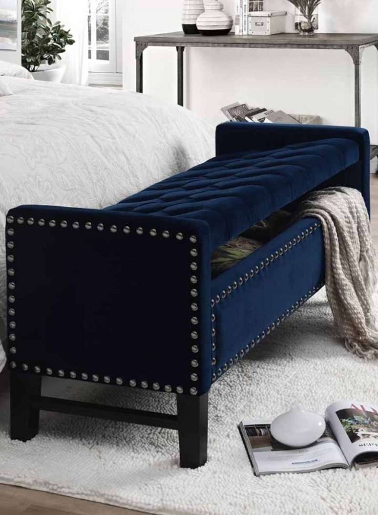 45. Puff bau azul marinho para quarto moderno com m&oacute;veis inteligentes &ndash; Foto Art Maj