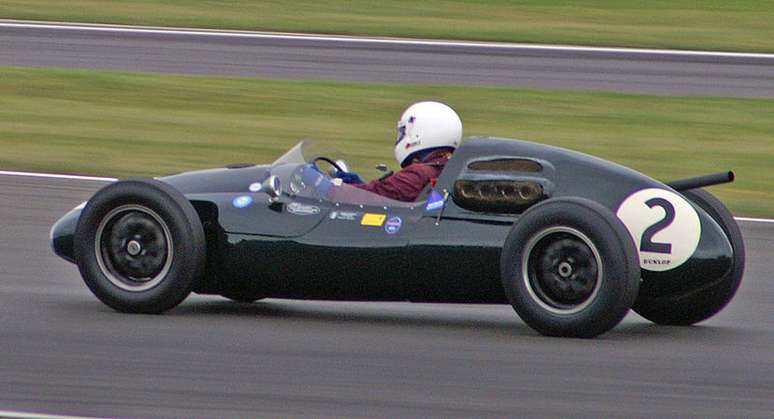 Cooper T43 foi o primeiro carro com motor traseiro a vencer corridas