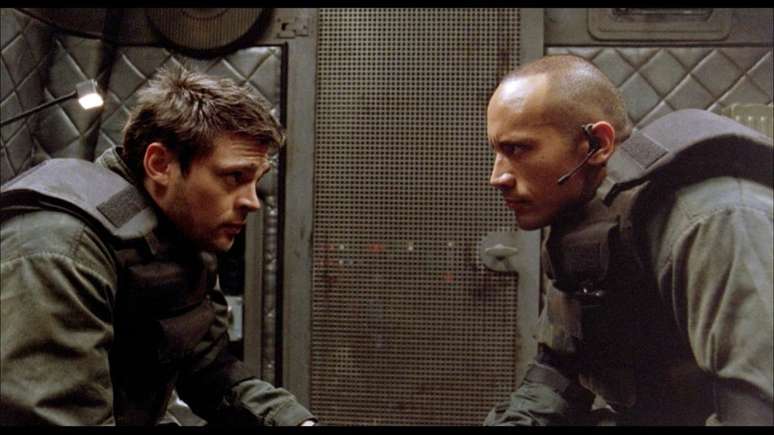 Sarge e Reaper come&ccedil;am como aliados, mas terminam se enfrentando