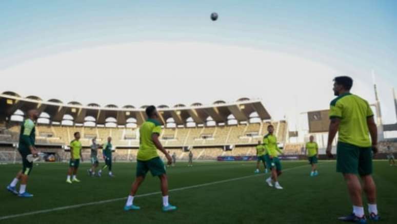 Jogadores do Palmeiras batendo bola no treino desta quinta-feira (Foto: Fabio Menotti/Palmeiras)