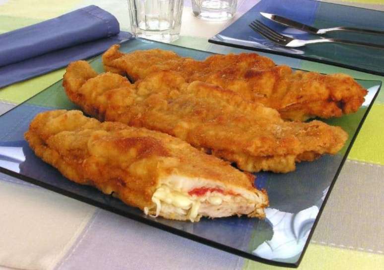 Guia da Cozinha - Receita de peixe à milanesa recheado