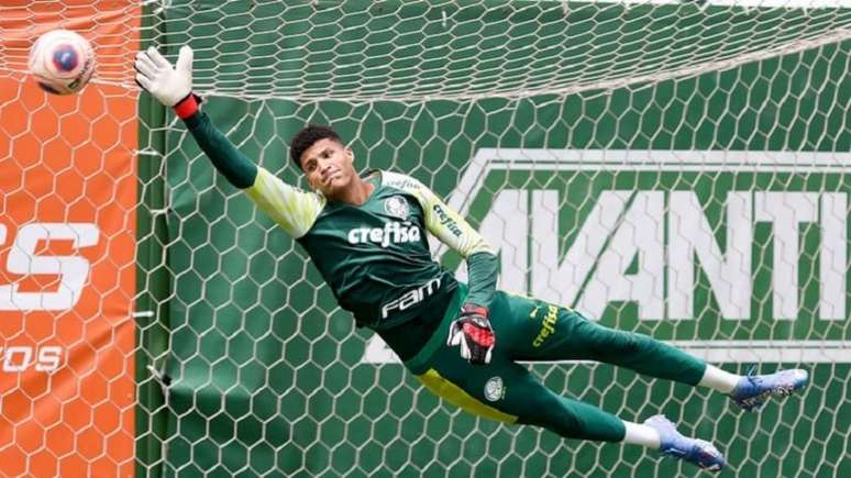 Mateus viaja para ser inscrito pelo Palmeiras no Mundial de Clubes (Foto: Fabio Menotti/Palmeiras)