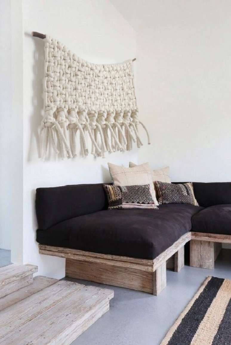 66. Sala boho com macram&ecirc; na parede &ndash; Foto Macro Macrame