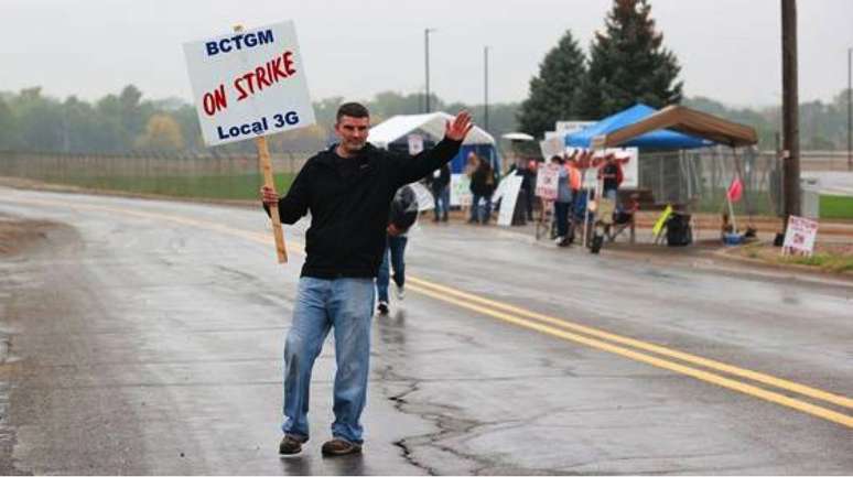 Alguns usu&aacute;rios da comunidade r/antiwork compartilham ideias sobre como apoiar movimentos grevistas, como a disputa trabalhista da Kellogg&rsquo;s no final do ano passado, nos Estados Unidos
