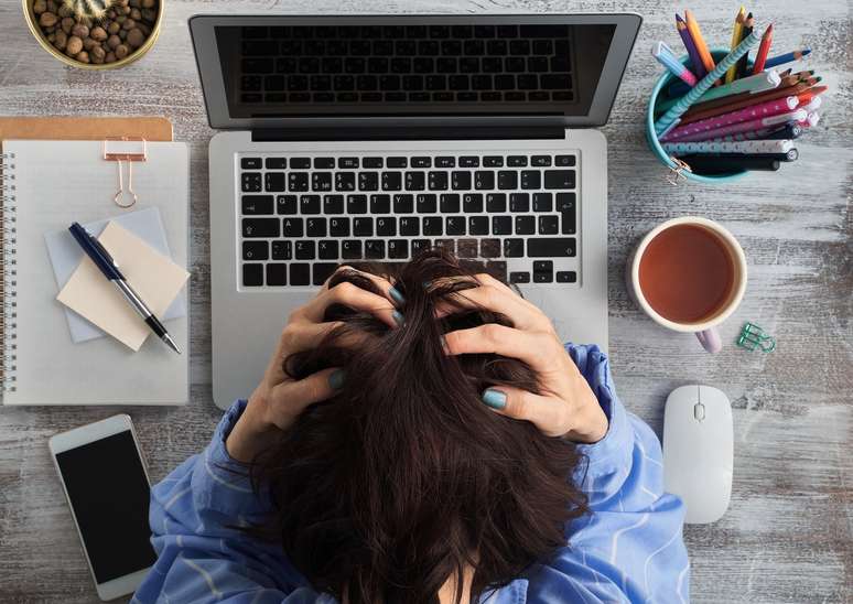 Muitos trabalhadores claramente est&atilde;o no seu limite - e j&aacute; existem sinais de que os empregadores, temendo atritos generalizados com seus funcion&aacute;rios, est&atilde;o come&ccedil;ando a reagir com melhorias crescentes