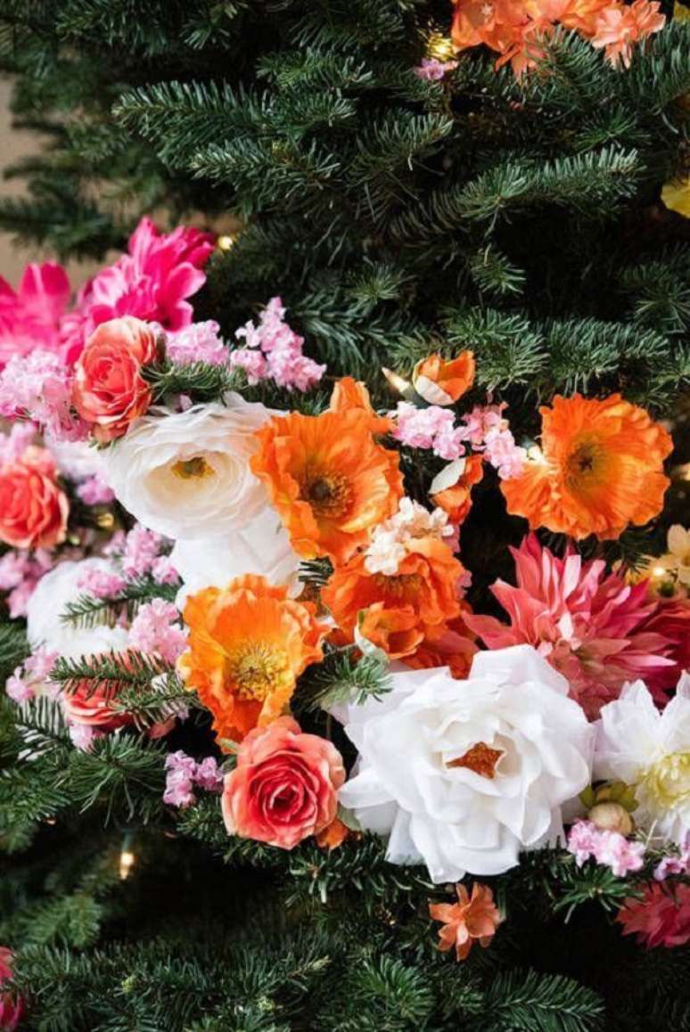33. Flores para arvore de natal colorida &ndash; Foto Design Love Fest