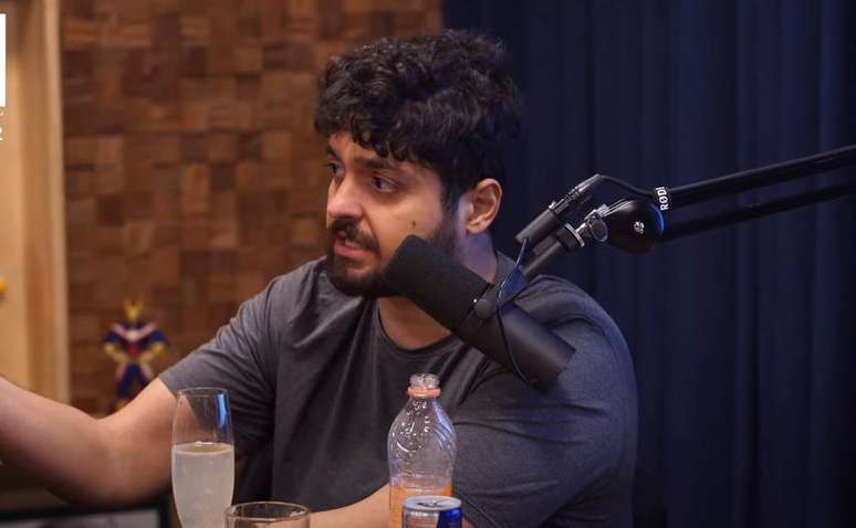 Bruno Aiub, do Flow Podcast; após polêmica, marcas cancelam patrocínios e tentam evitar associações com o Monark.
