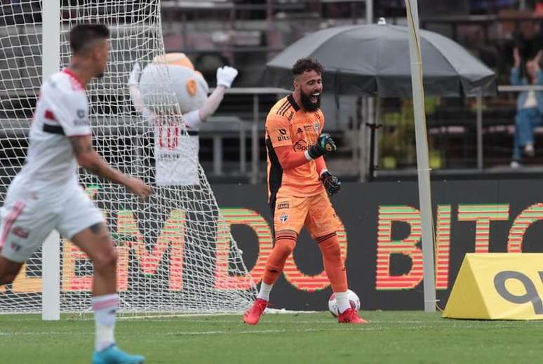 São Paulo x Grêmio: prováveis escalações, desfalques e onde assistir -  Lance!