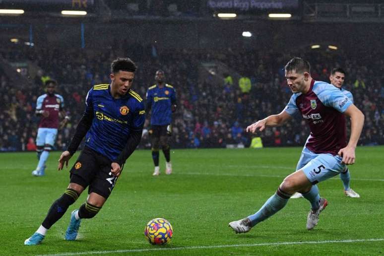 Manchester United sai na frente, mas cede empate ao lanterna Burnley no  Campeonato Inglês