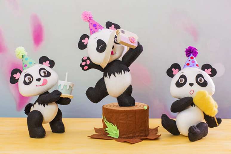 15. Na tem&aacute;tica de ursos os pandas tamb&eacute;m s&atilde;o muito bem-vindos. Fonte: Escola de Feltro