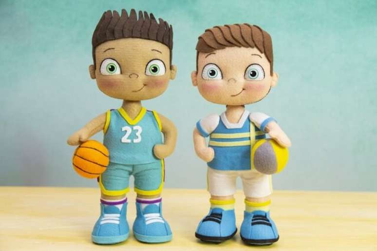 22. Escolha a sua modalidade preferida e crie um lindo boneco de feltro. Fonte: Escola de Feltro