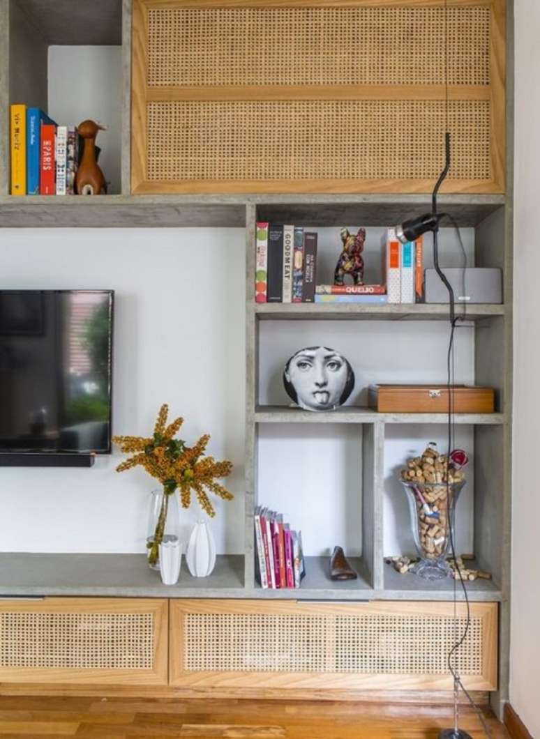 10. Enfeites para estante rack minimalista &ndash; Foto Revista Casa e Jardim