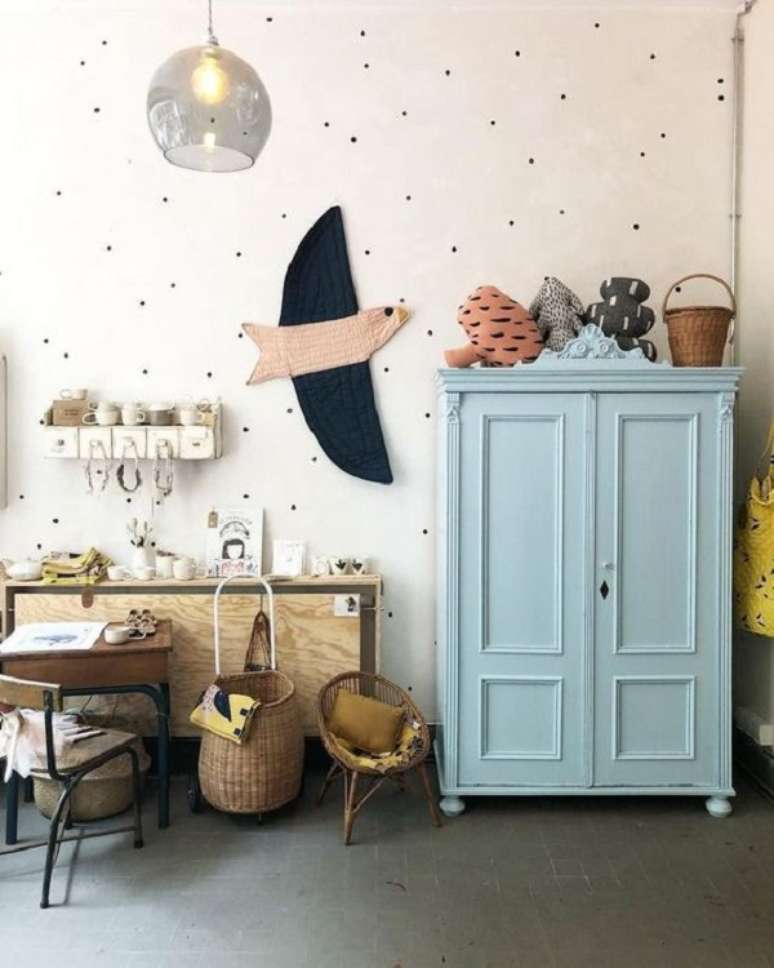 19. Guarda roupa proven&ccedil;al azul para quarto infantil &ndash; Foto Circu