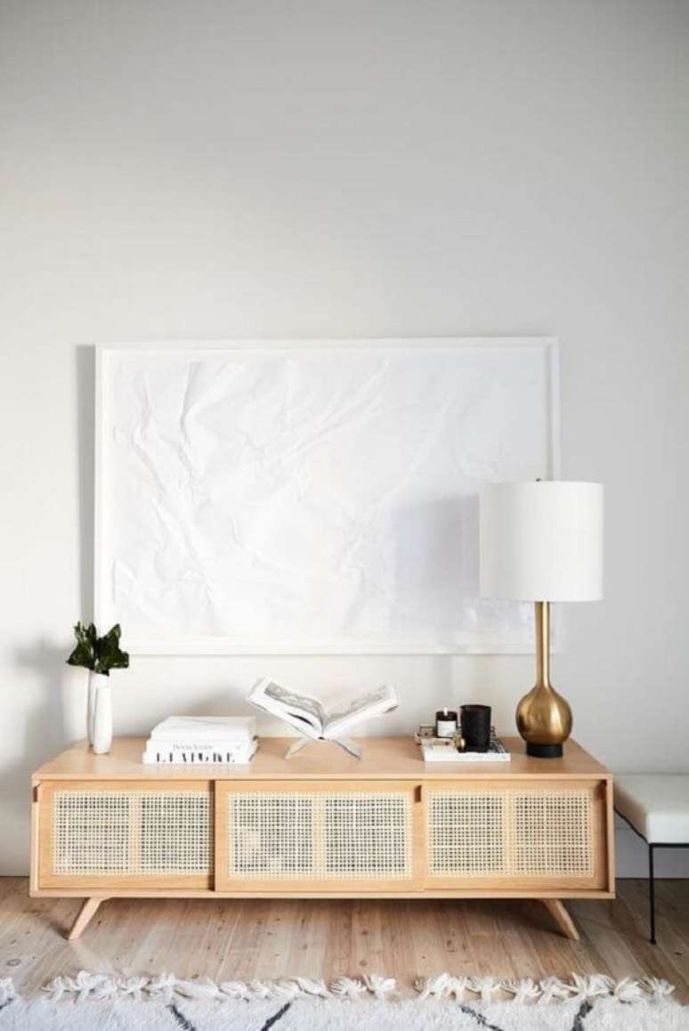 27. Rack minimalista de madeira clara &ndash; Foto Homes to love au