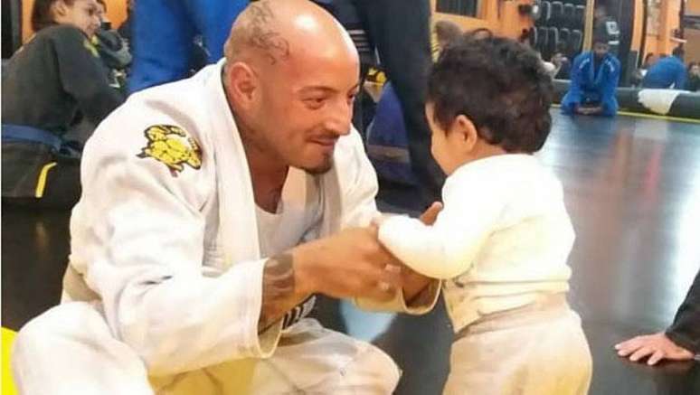 Jiu-j&iacute;tsu ajudou Thiago Celestino em um momento dif&iacute;cil da vida e se tornou uma paix&atilde;o