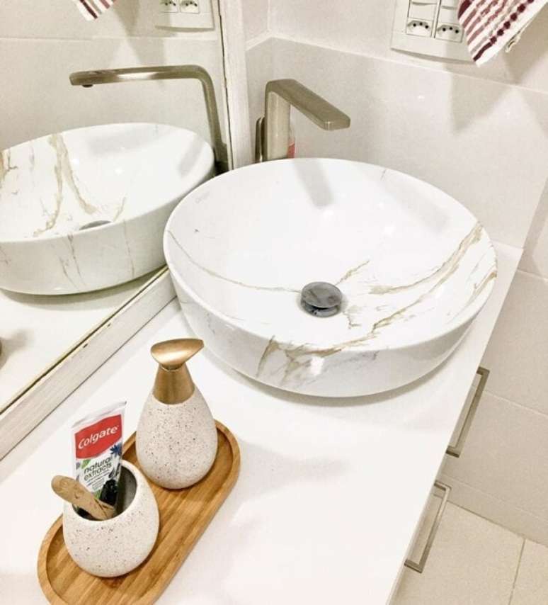 49. Bandeja decorativa para banheiro &ndash; Foto Nati Montini