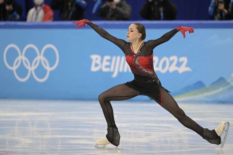 Kamila Valieva é uma das estrelas dos Jogos Olímpicos de Pequim (Foto: SEBASTIEN BOZON / AFP)