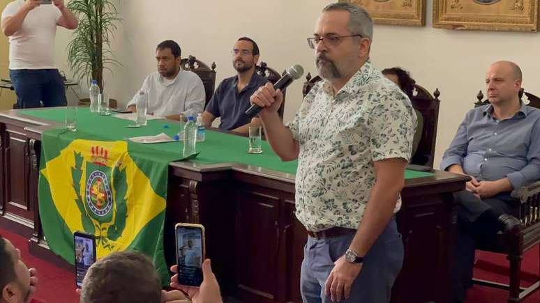 Weintraub descreve o Brasil 35 como um partido "nem esquerda, nem centr&atilde;o. Conservador".
