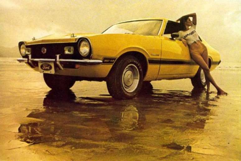 Anúncio ousado do Ford Maverick nos anos 70