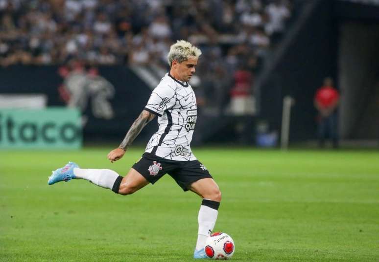 Fagner Volta A Desfalcar O Treino Do Corinthians E Segue Como Dúvida ...